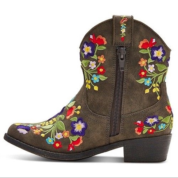 Betsey Johnson Other - Betseyville Reece Floral Embroidered Cowboy Boots